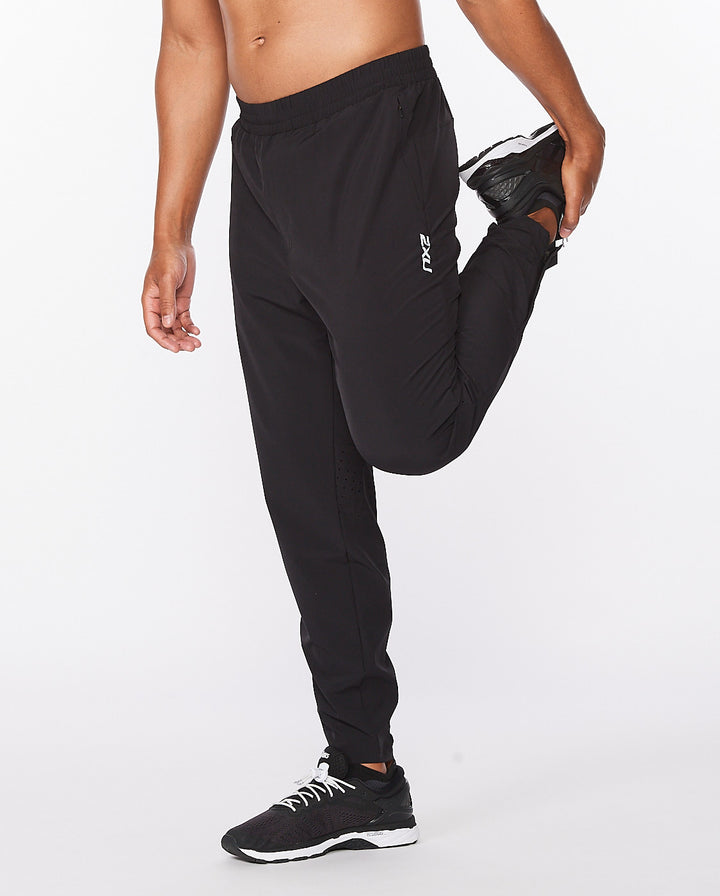 Męskie spodnie joggery 2XU Aero z tkaniny